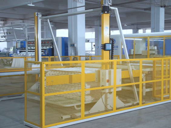 KE-CM1 - Empilhador Automático para Tampos de Colchões 5